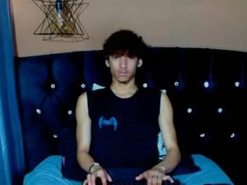 aaron_schott from Chaturbate