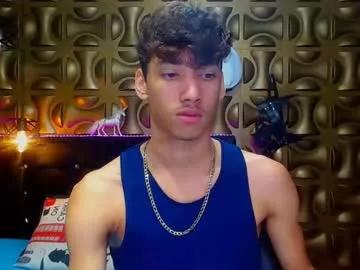 aaron_schott from Chaturbate