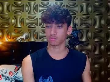 aaron_schott from Chaturbate