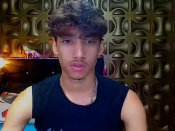 aaron_schott from Chaturbate