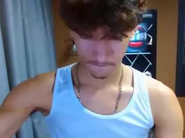 aaron_schott from Chaturbate