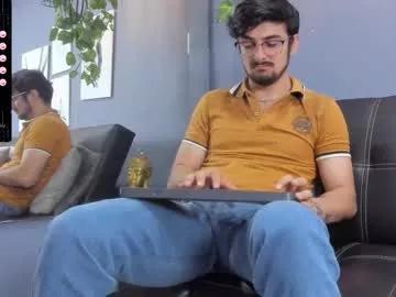 aaronfuentes7 from Chaturbate