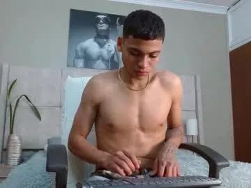adam_piarse from Chaturbate