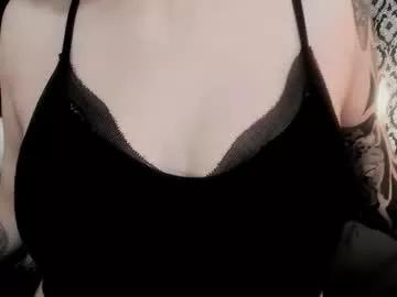 adeelinee from Chaturbate