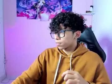 Akazaboy webcams show profile image 