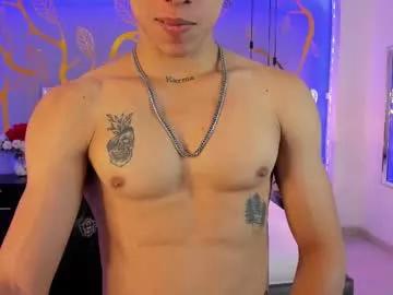 akazaboy from Chaturbate
