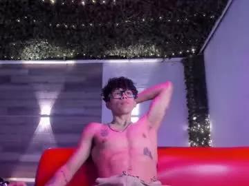 akazaboy from Chaturbate