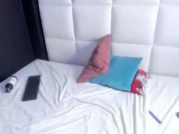 alahia_rivera from Chaturbate