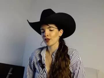 alahia_sky from Chaturbate