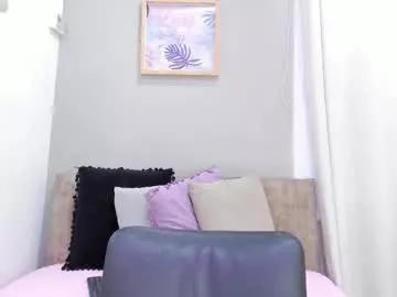 alaiasmile_ from Chaturbate