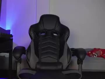 alan_muscle from Chaturbate