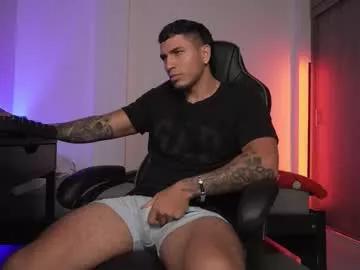 alan_muscle from Chaturbate