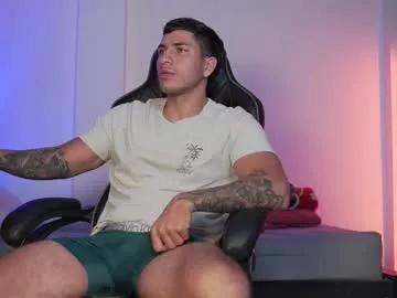 alan_muscle from Chaturbate
