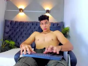 alan_redinger from Chaturbate