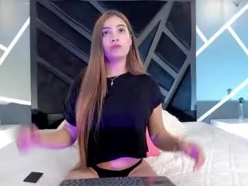 Explore our live girls sluts from our Custom and Multi clubs and checkout exclusive access to highly interactive content, such as shape, hair, titties, pussy type and many more.