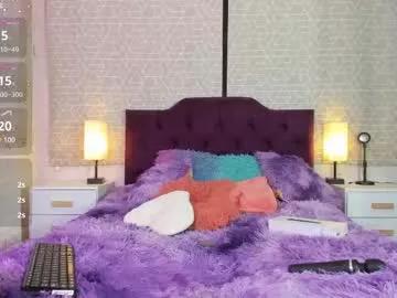 alanna_love01 from Chaturbate