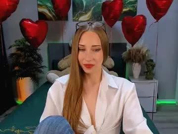 Explore our live girls sluts from our Custom and Multi clubs and checkout exclusive access to highly interactive content, such as shape, hair, titties, pussy type and many more.