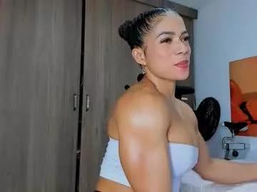 Explore our live girls sluts from our Custom and Multi clubs and checkout exclusive access to highly interactive content, such as shape, hair, titties, pussy type and many more.