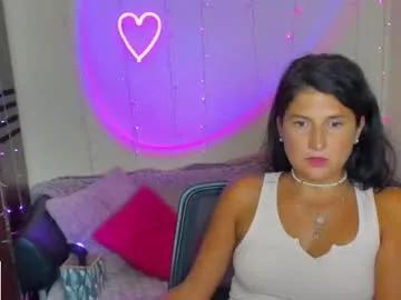 alianna_solo_kiss from Chaturbate