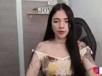 Explore our live girls sluts from our Custom and Multi clubs and checkout exclusive access to highly interactive content, such as shape, hair, titties, pussy type and many more.