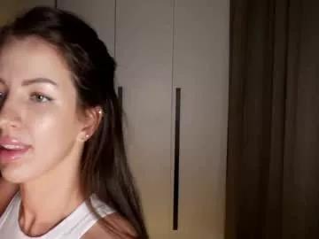 Explore our live girls sluts from our Custom and Multi clubs and checkout exclusive access to highly interactive content, such as shape, hair, titties, pussy type and many more.