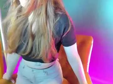 Explore our live girls sluts from our Custom and Multi clubs and checkout exclusive access to highly interactive content, such as shape, hair, titties, pussy type and many more.
