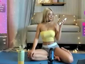Photos of alissa_skyy from Chaturbate is Freechat