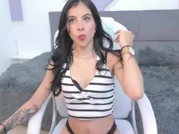Explore our live girls sluts from our Custom and Multi clubs and checkout exclusive access to highly interactive content, such as shape, hair, titties, pussy type and many more.