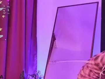 allenamoon from Chaturbate
