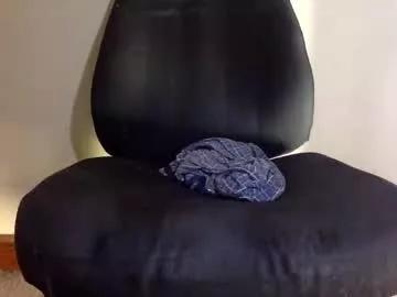 alongwhitedick from Chaturbate is Freechat