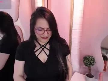 Explore our live girls sluts from our Custom and Multi clubs and checkout exclusive access to highly interactive content, such as shape, hair, titties, pussy type and many more.