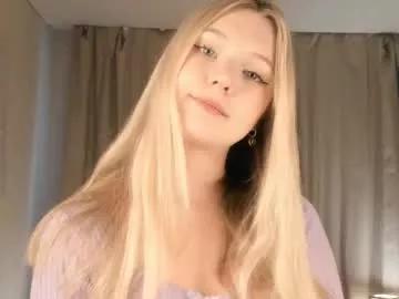 amaliapatron from Chaturbate
