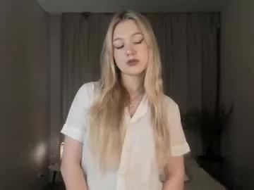 amaliapatron from Chaturbate