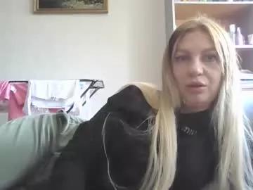 amandasexyyla from Chaturbate