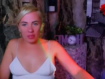 amandaxo_ from Chaturbate
