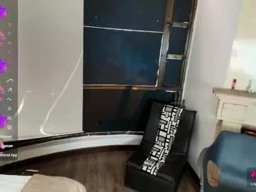 ambaross from Chaturbate