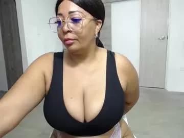 ambarsofhia from Chaturbate