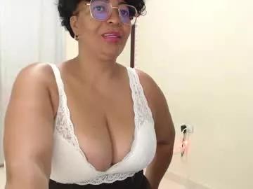 ambarsofhia from Chaturbate