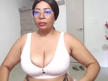 ambarsofhia from Chaturbate