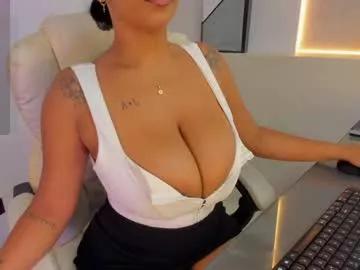 anahi_ryan from Chaturbate is Freechat