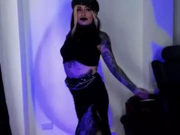 Explore our live girls sluts from our Custom and Multi clubs and checkout exclusive access to highly interactive content, such as shape, hair, titties, pussy type and many more.