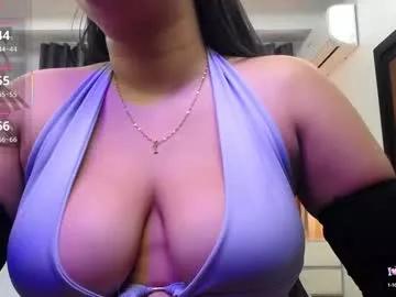 Explore our live girls sluts from our Custom and Multi clubs and checkout exclusive access to highly interactive content, such as shape, hair, titties, pussy type and many more.