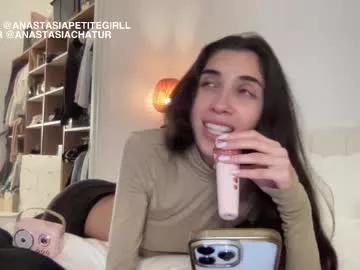 anastasiapetitegirll from Chaturbate