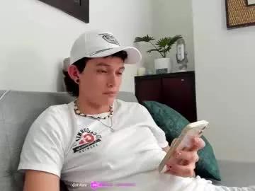 anddres_boss from Chaturbate