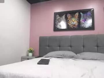 andrea_miilf_ from Chaturbate is Freechat