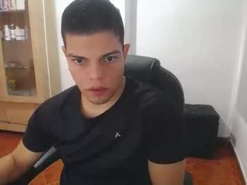 anndyhardy11 from Chaturbate
