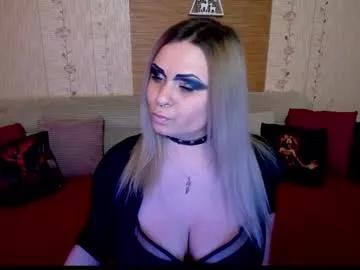 annessixreign from Chaturbate