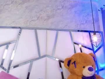 annhya from Chaturbate