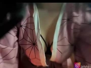 annie_snow_ from Chaturbate