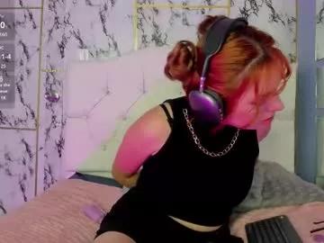 annie_winter1 from Chaturbate